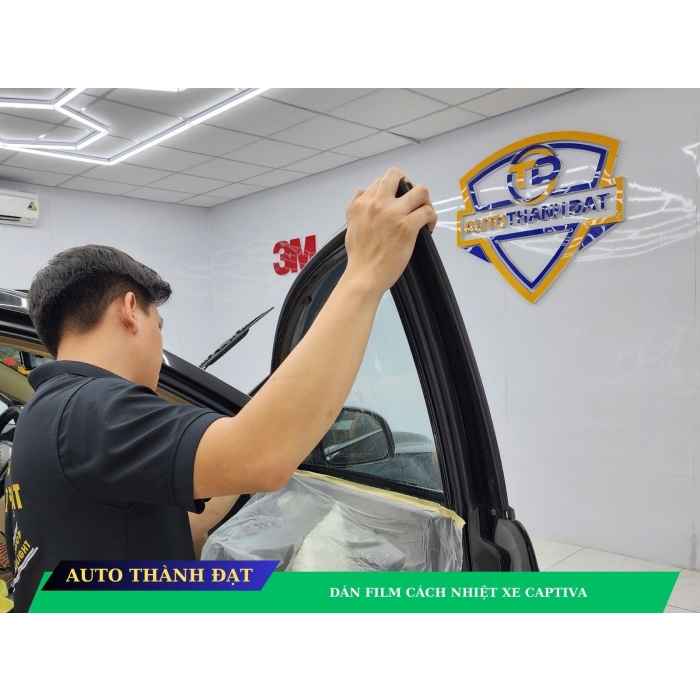 DÁN FILM CÁCH NHIỆT XE CAPTIVA