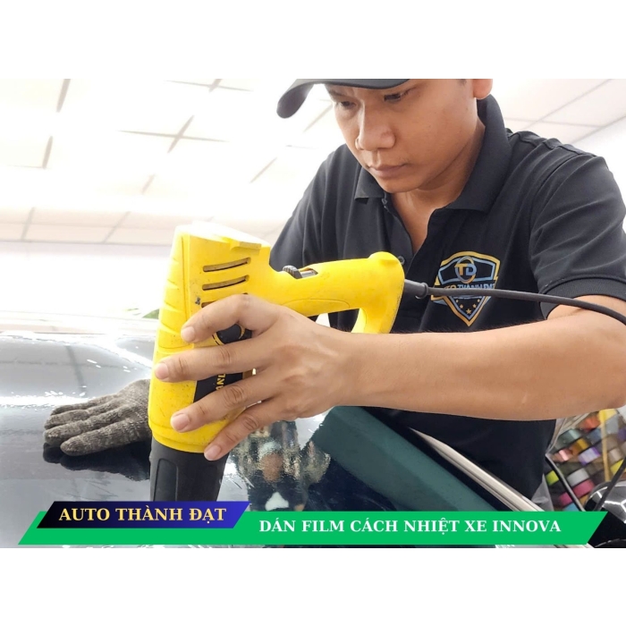 DÁN FILM CÁCH NHIỆT XE INNOVA