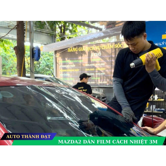 dán film cách nhiệt xe MAZDA2