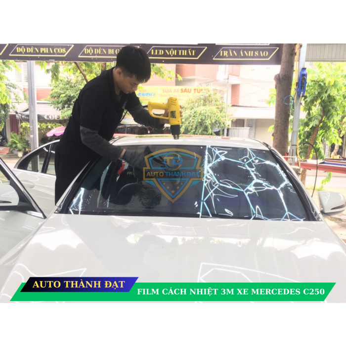 dán film cách nhiệt xe MERCEDES C250