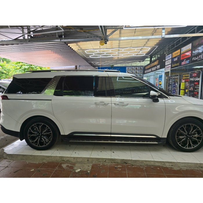 Dán phim cách nhiệt cho xe KIA Carnival 2025