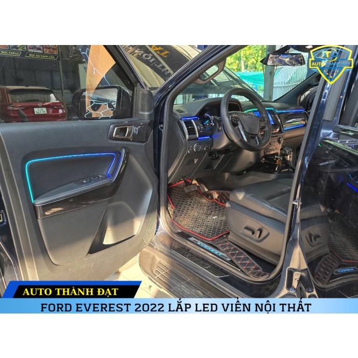 FORD EVEREST 2022 LẮP LED VIỀN NỘI THẤT