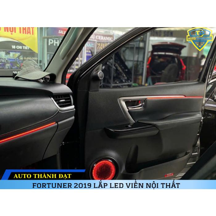 FORTUNER 2019 LẮP LED VIỀN NỘI THẤT