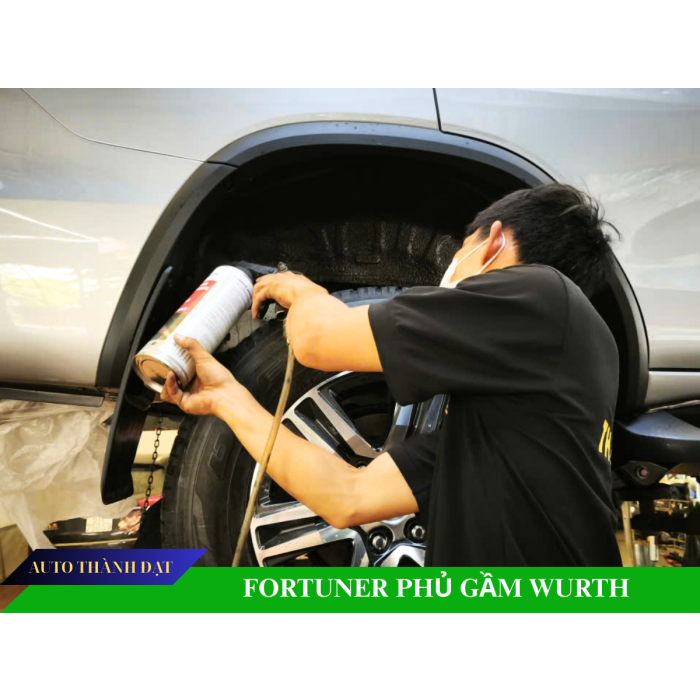 FORTUNER PHỦ GẦM Ô TÔ