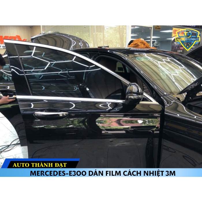 MERCEDES-E300 DÁN FILM CÁCH NHIỆT 3M CRYSTALLINE