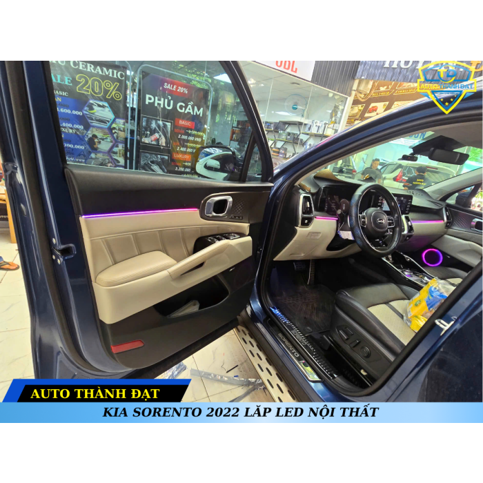 KIA SORENTO 2022 LẮP LED NỘI THẤT