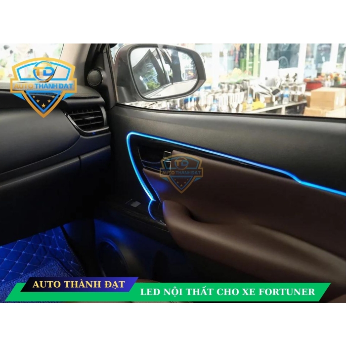 led nội thất xe FORTUNER