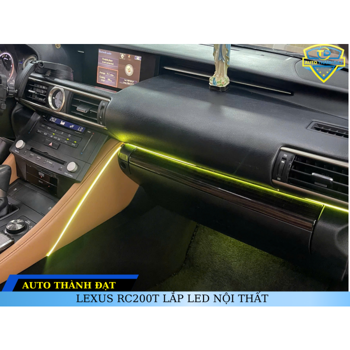LEXUS RC200T LẮP LED NỘI THẤT