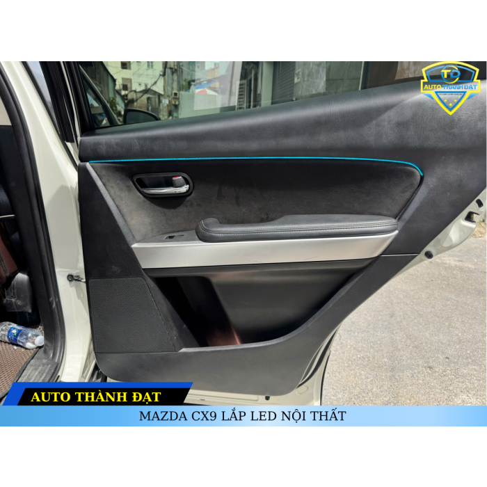 MAZDA CX9 LẮP LED NỘI THẤT
