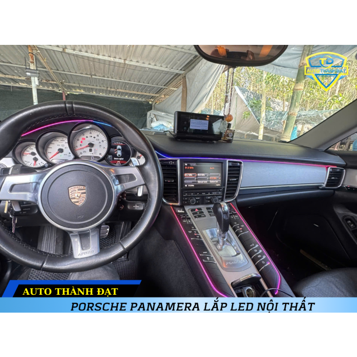 PORSCHE PANAMERA LẮP LED NỘI THẤT