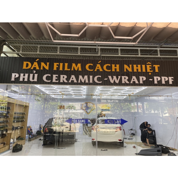 DÁN FILM CÁCH NHIỆT Ô TÔ TẠI QUẬN 12
