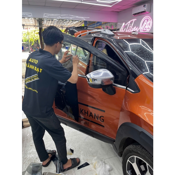 XPANDER CROSS DÁN FILM CÁCH NHIỆT 3M